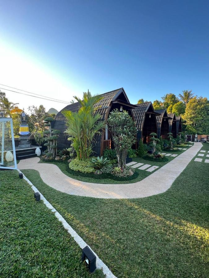 سينغاراجا Munduk Kupang Villa&Resto Sekumpul المظهر الخارجي الصورة