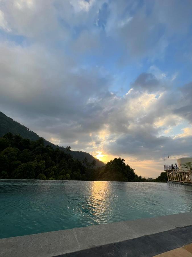 سينغاراجا Munduk Kupang Villa&Resto Sekumpul المظهر الخارجي الصورة